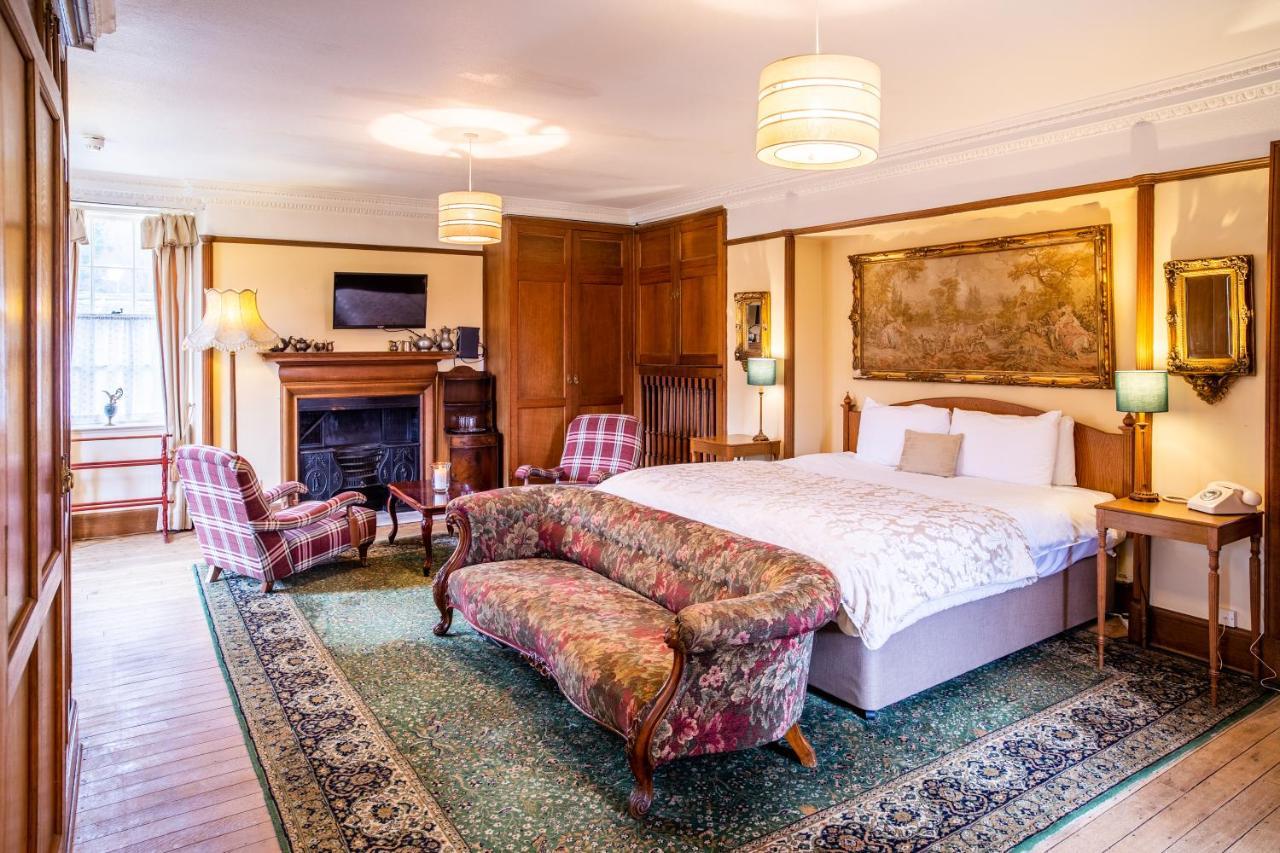 Dalmunzie Castle Hotel Glenshee Екстериор снимка