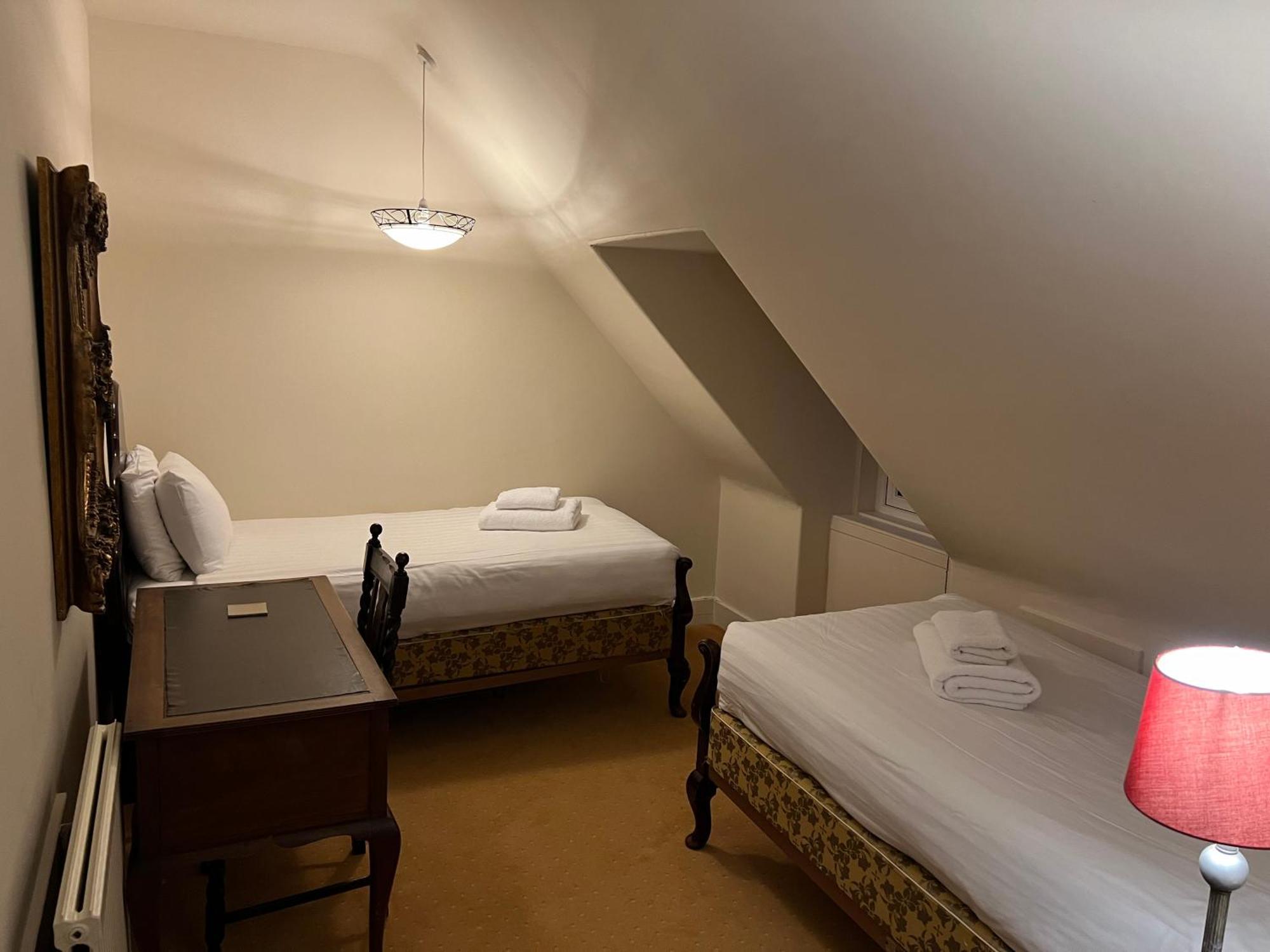 Dalmunzie Castle Hotel Glenshee Екстериор снимка