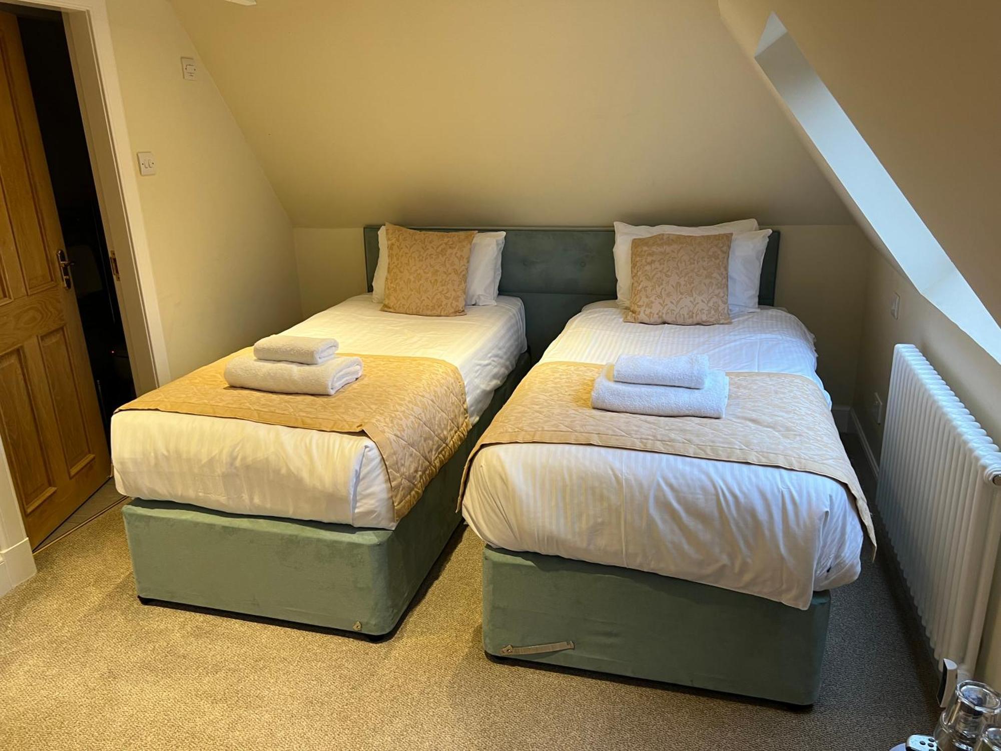 Dalmunzie Castle Hotel Glenshee Екстериор снимка