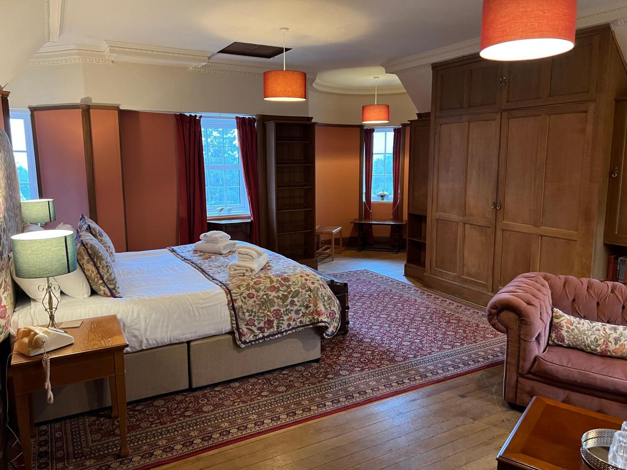 Dalmunzie Castle Hotel Glenshee Екстериор снимка